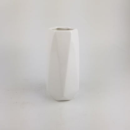 Ceramic Vase(⌀ 6.5cm x H18.5cm)