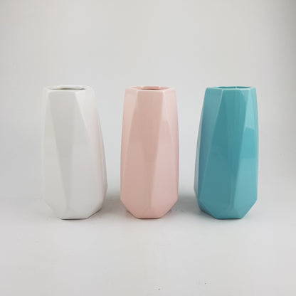 Ceramic Vase(⌀ 6.5cm x H18.5cm)