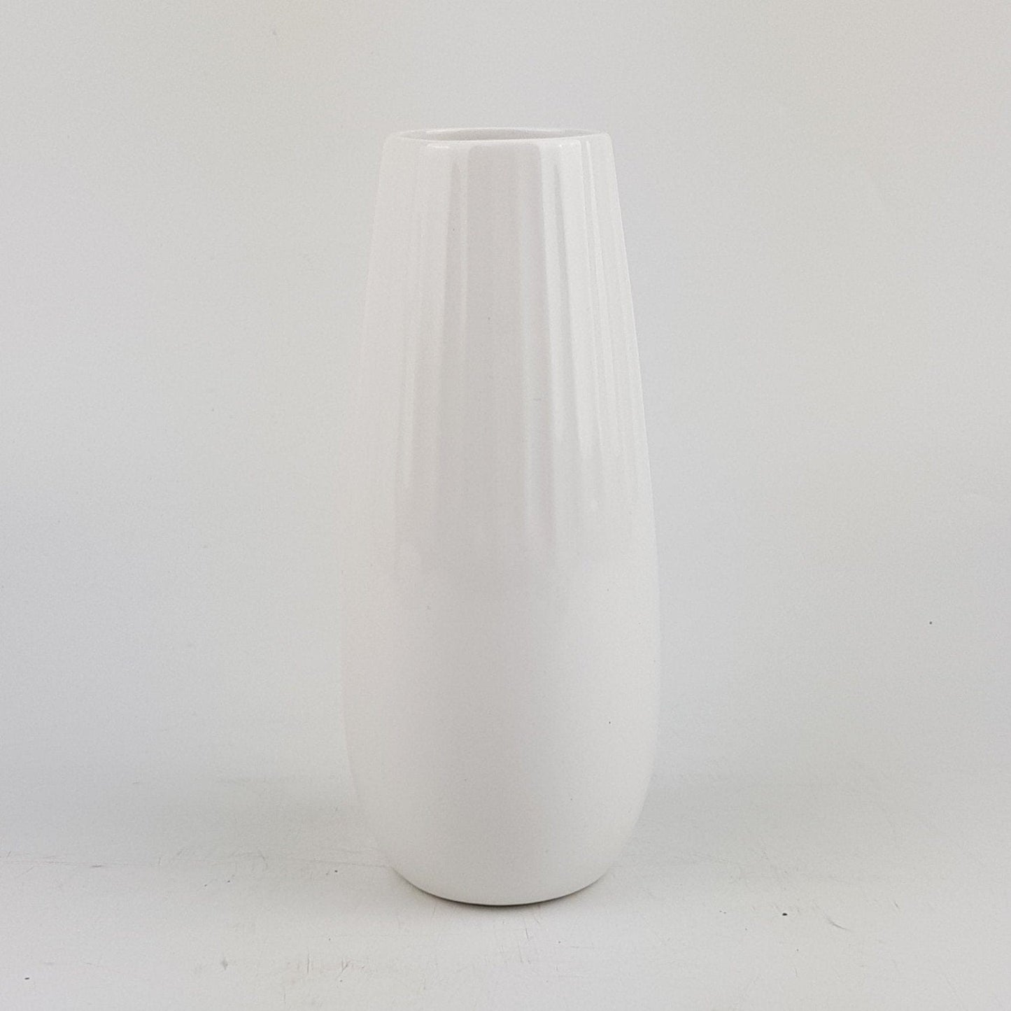 Ceramic Vase (⌀5.5cm x H19.5cm)