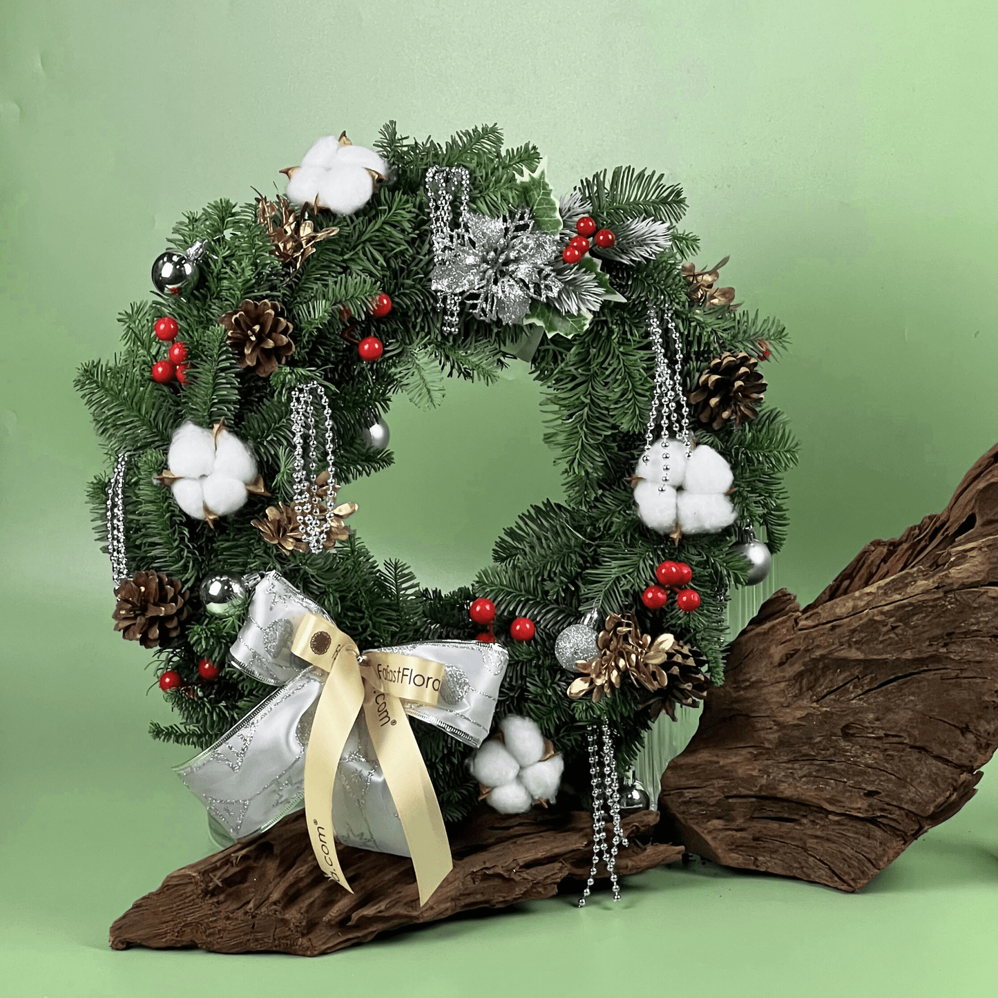 Christmas Wreath with Decoration - 40cm